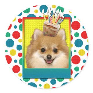Birthday Cupcake - Pomeranian Classic Round Sticker