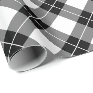Chic Diagonal Black and White Plaid Pattern