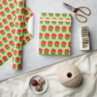 Cute Green Alien in Santa Hat Pattern