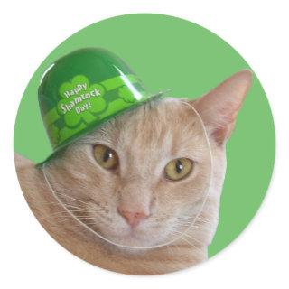 Cute Orange Cat Wearing a Green Irish Hat Classic Round Sticker