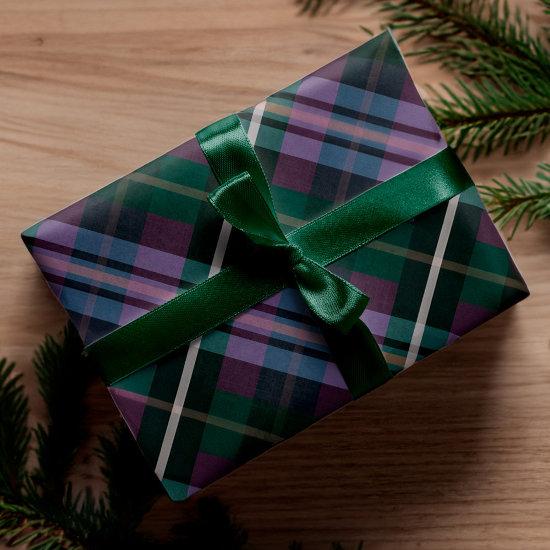 Festive Stylish Dark Purple & Green Plaid Pattern