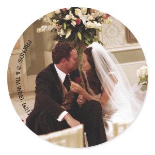 FRIENDS™ | Chandler & Monica Married Classic Round Sticker