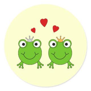 Frog Princess and Frog Prince, with hearts. Classic Round Sticker
