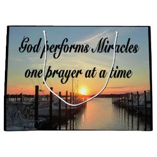 GOD PERFORMS MIRACLES ONE PRAYER AT A TIME LARGE GIFT BAG