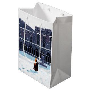 HARRY POTTER™ & Hedwig in HOGWARTS™ Courtyard Medium Gift Bag