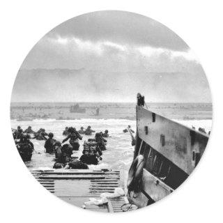 LCIs Soldiers Wading Ashore Classic Round Sticker