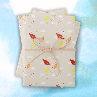 Pastel Beige Kites in Sky Pattern Kids Birthday  Sheets