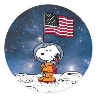 SPACE | Snoopy With Flag Astronaut Classic Round Sticker
