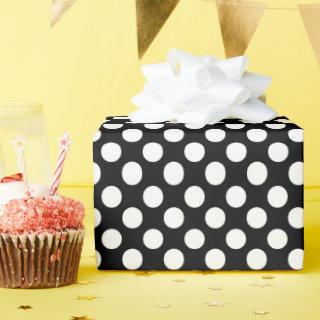 Traditional Black and White Dots Pattern