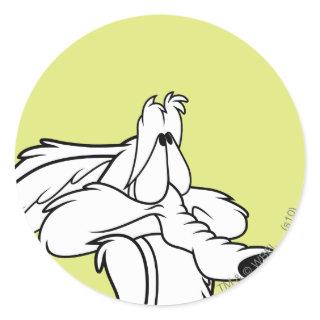 WILE E. COYOTE™ Looking Up Classic Round Sticker