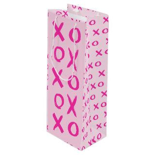 "XOXO" Pink Stroke Valentine's Day Wine Gift Bags